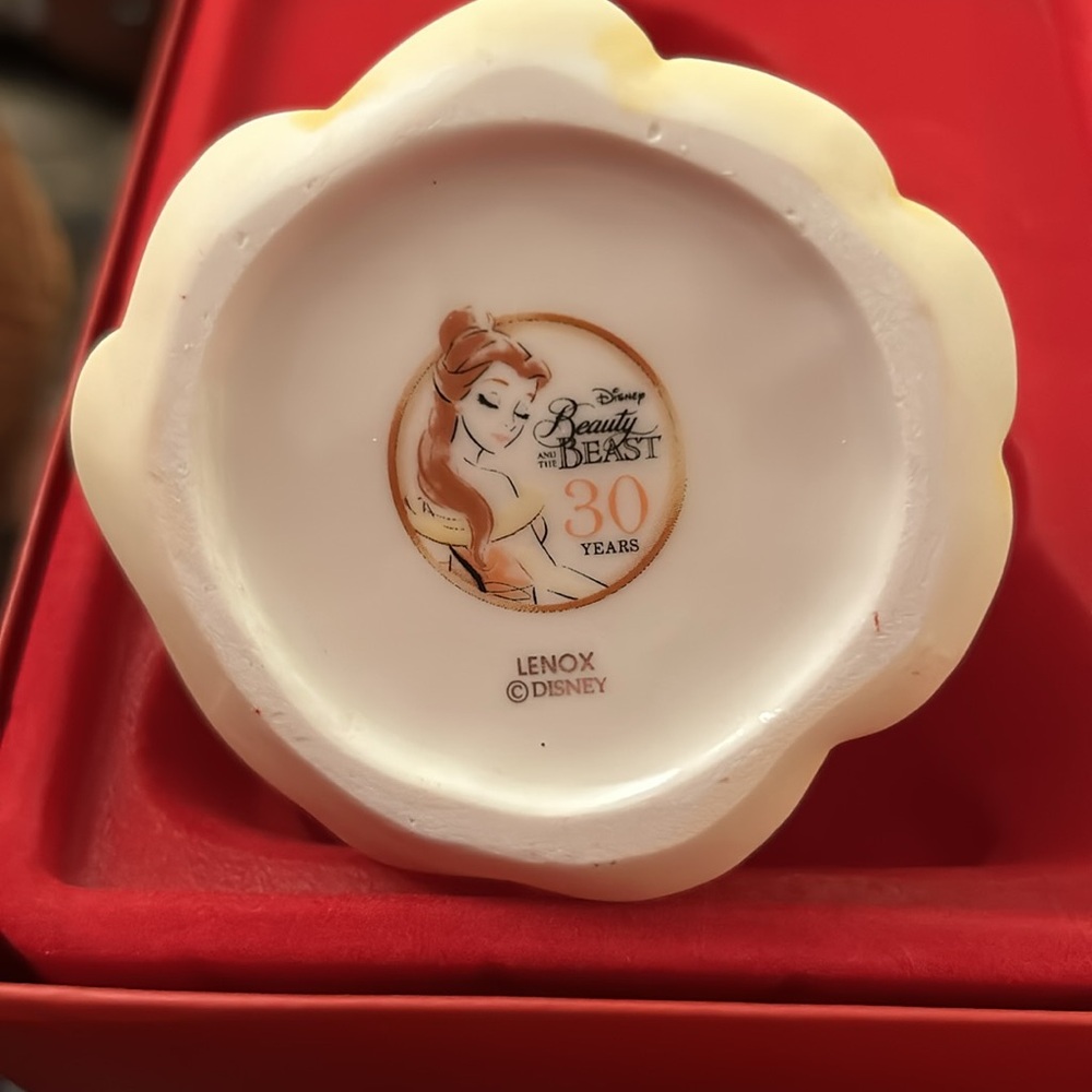 Belle Lenox ornament - Picture 6 of 9